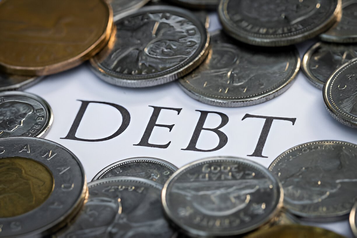 Preferential Debt