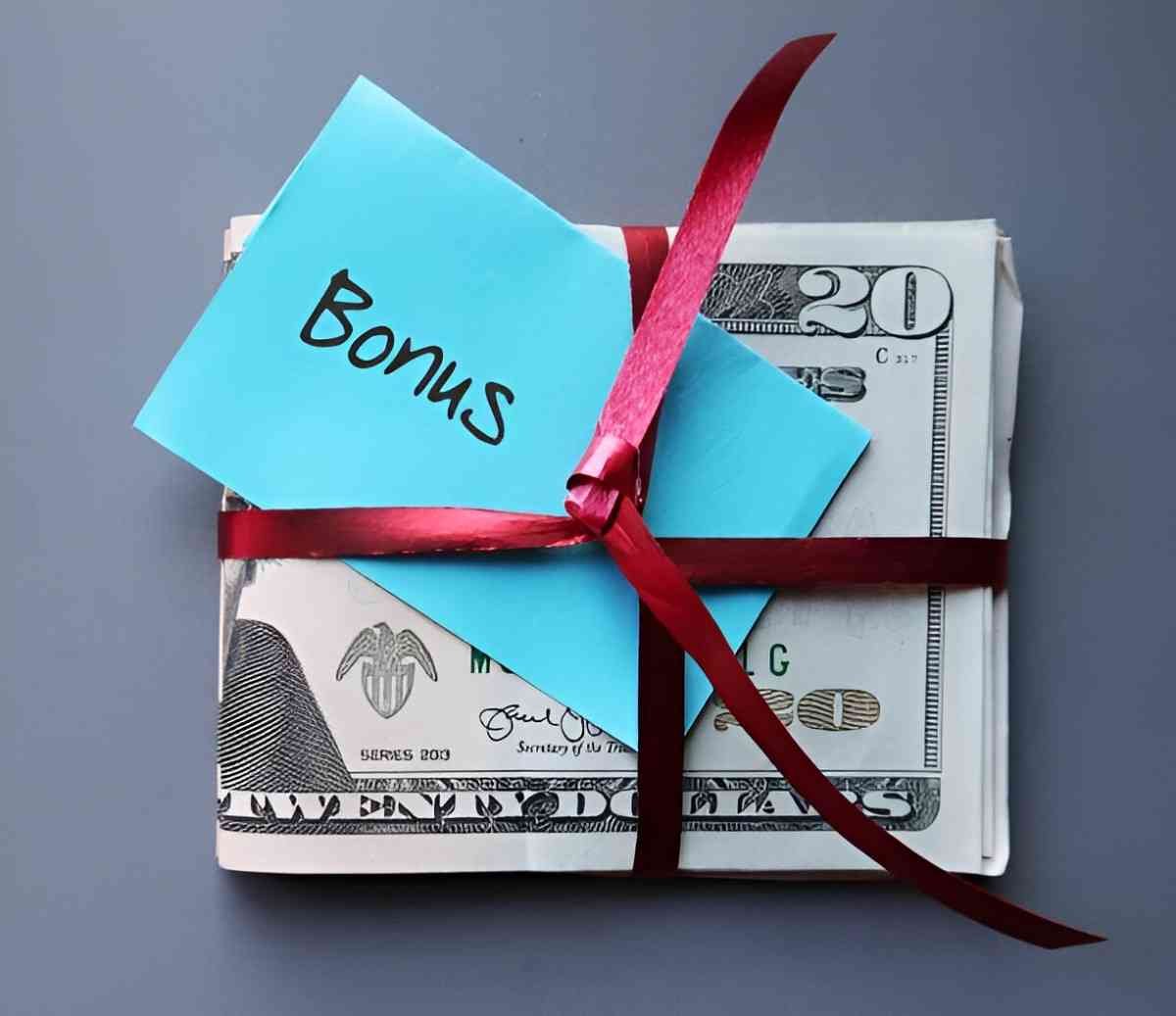 Understanding Reversionary Bonus Definition, Purpose, and Examples