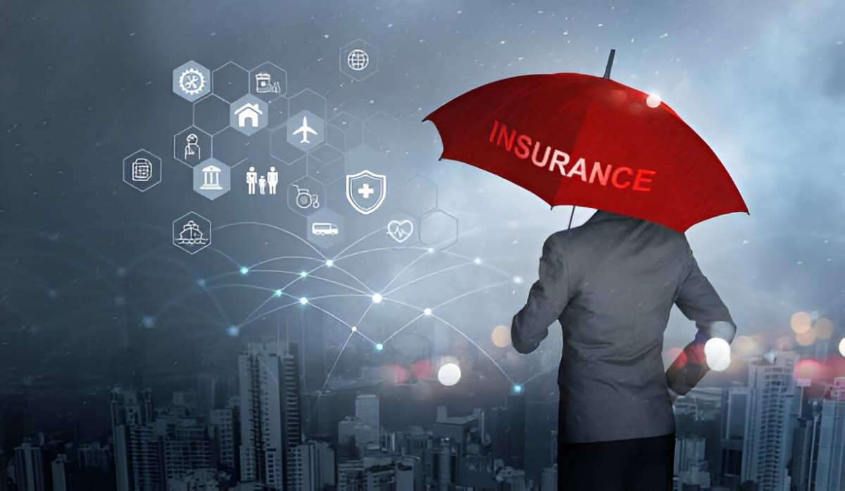 Demystifying Lloyd’s Underwriter An Essential Role in Insurance