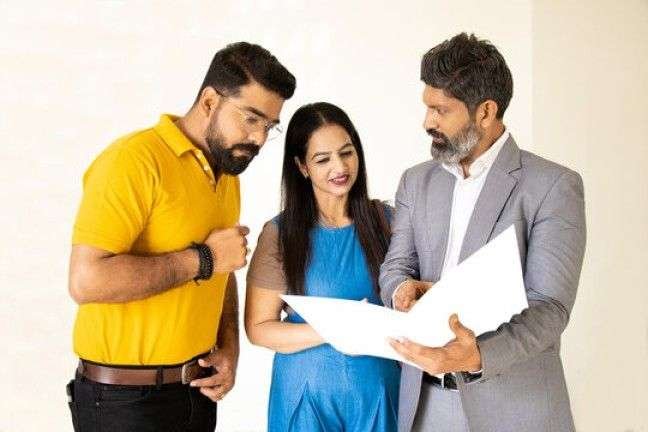 Explaining Buyers Over