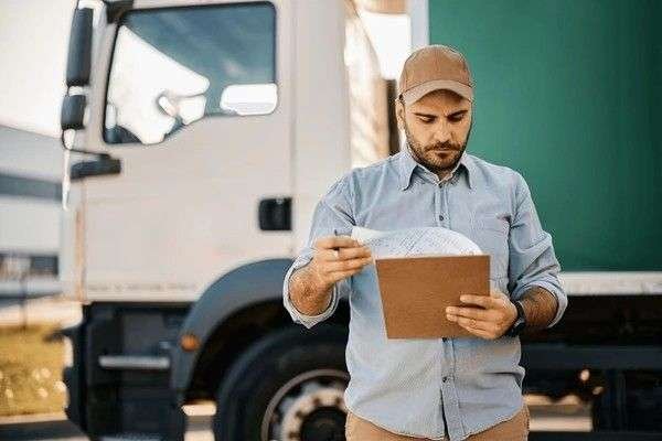 Understanding Claused Bill of Lading Definition, Uses, and Examples
