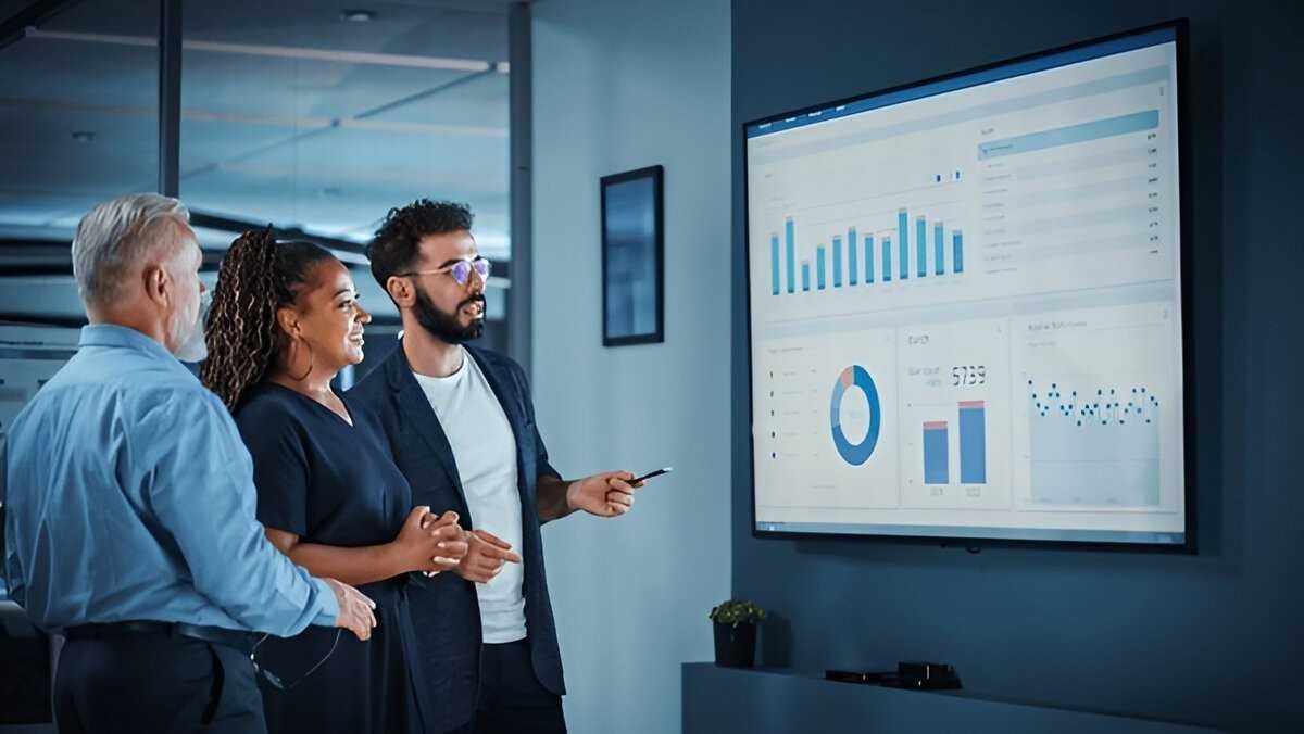 Understanding Corporate Plan Strategy, Implementation, and Examples
