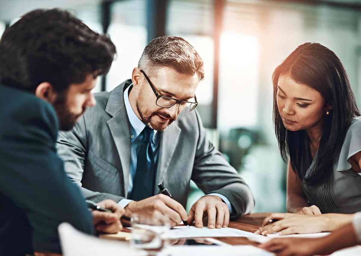 Understanding Government Actuaries Roles, Responsibilities, and Examples