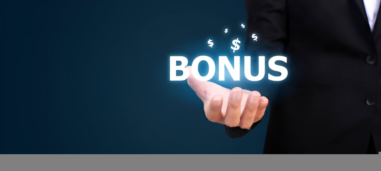 Unveiling Golden Hellos Understanding Sign-On Bonuses in Finance