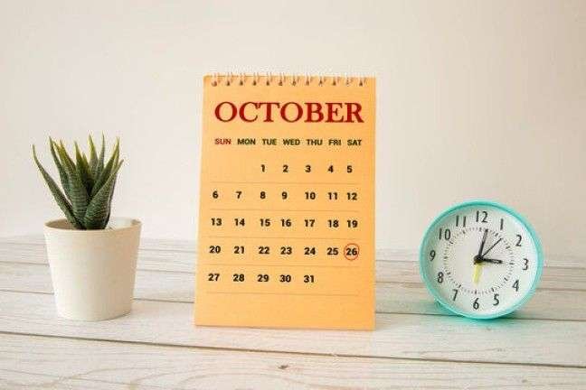 indicating the scheduled date and time