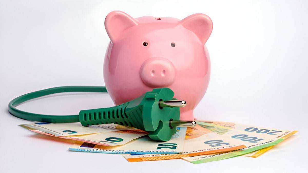 10 Practical Ways to Save Money on Electricity A Simple Guide