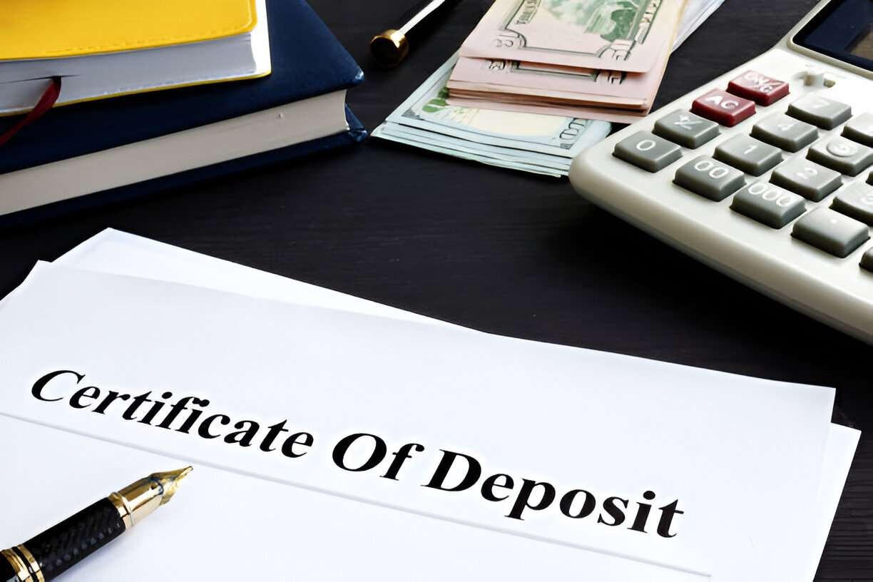 The Pros and Cons of Using a Certificate of Deposit to Save Money