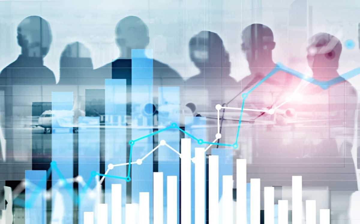 Understanding Crowd Behavior and Herding Theory in Financial Markets