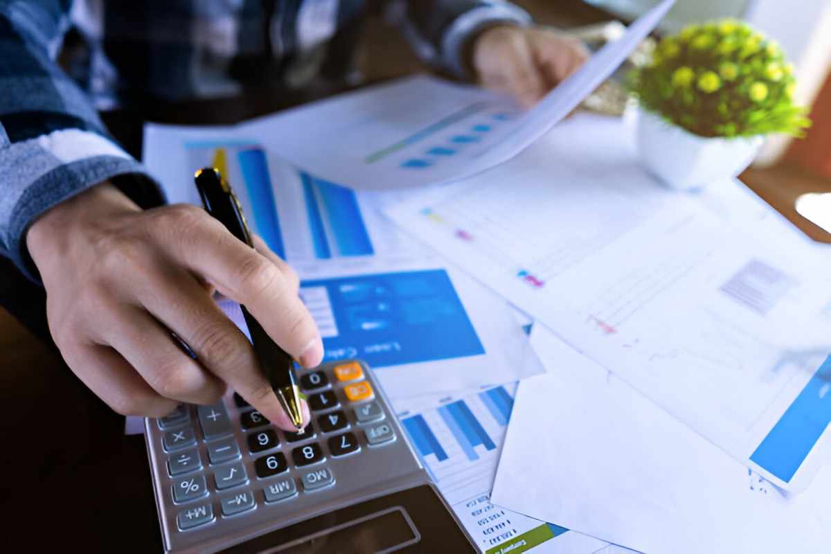 Macroeconomic Financial Theory A Comprehensive Analysis
