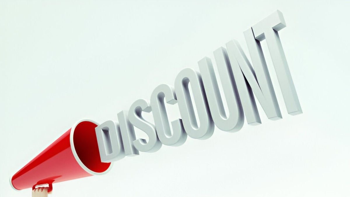 Understanding Long-Term Discounting Theory in Finance