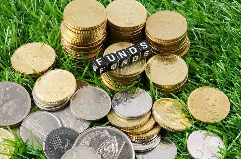 12 interest mutual funds