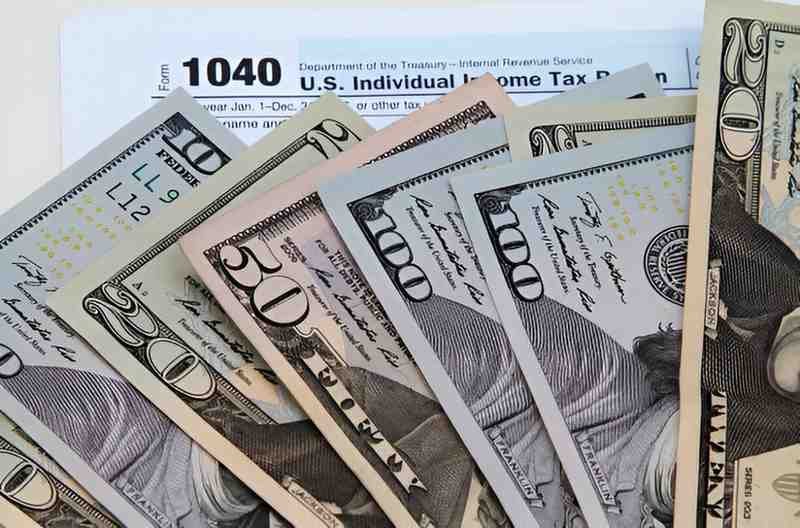 1700 dollar mutual funds on 1099-div tax exempt