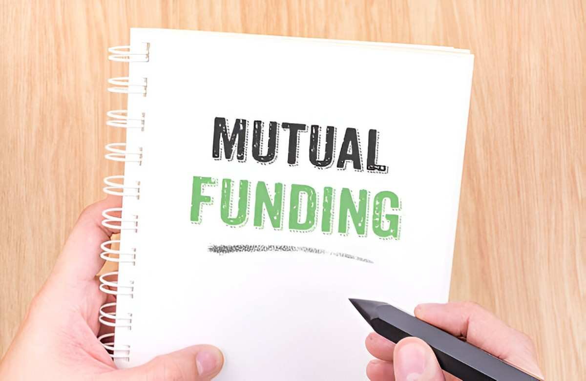 a mutual fund would have net redemptions when