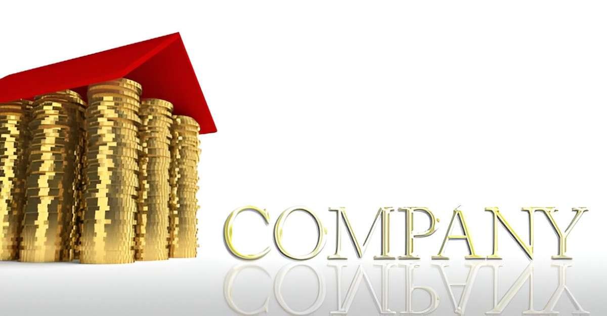 a type of real estate company modeled after mutual funds