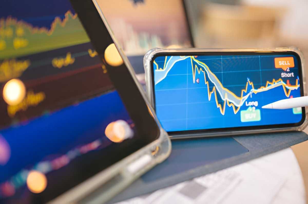 ais mutual fund