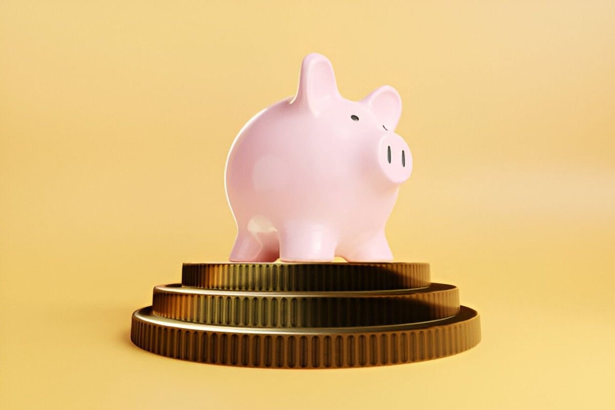 are active mutual funds more expensive