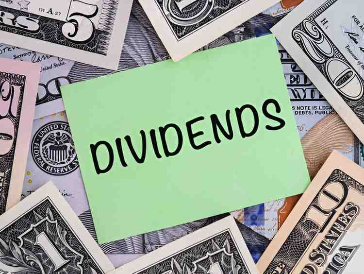 are dividends from bond mutual fund taxed as qualified dividends