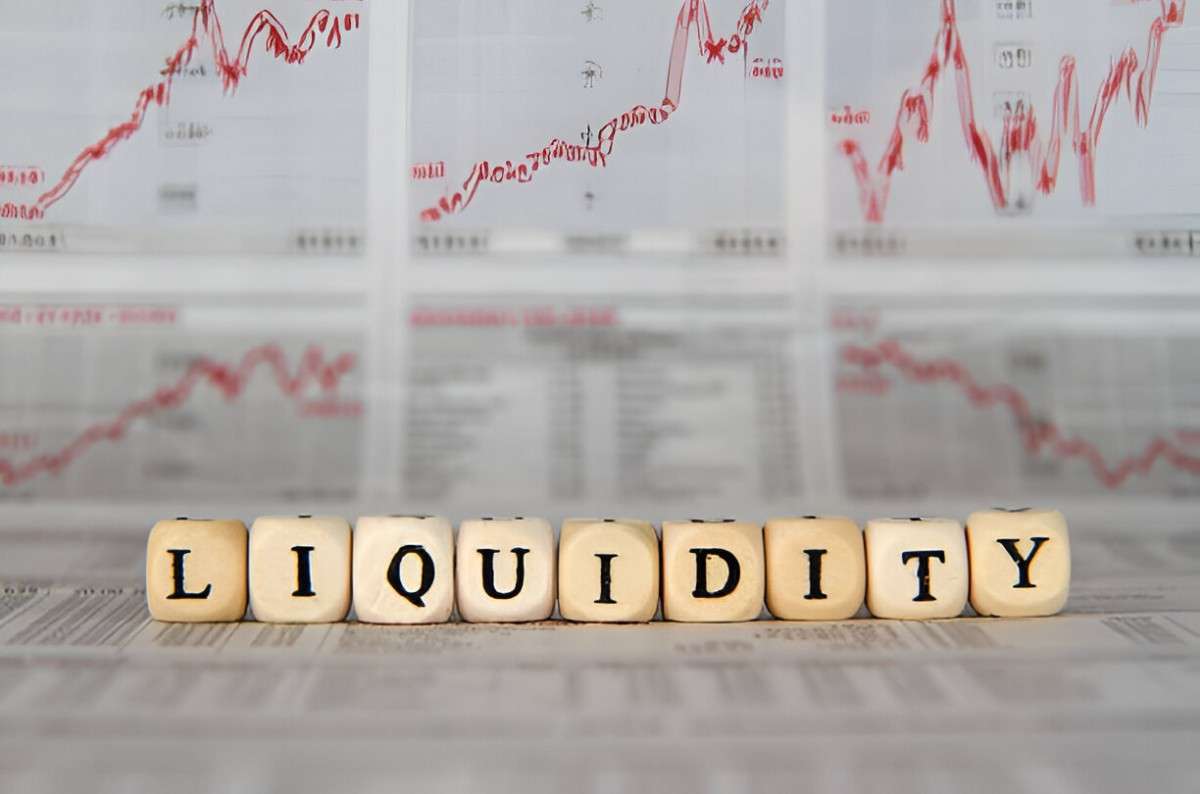 are investments in mutual funds liquid