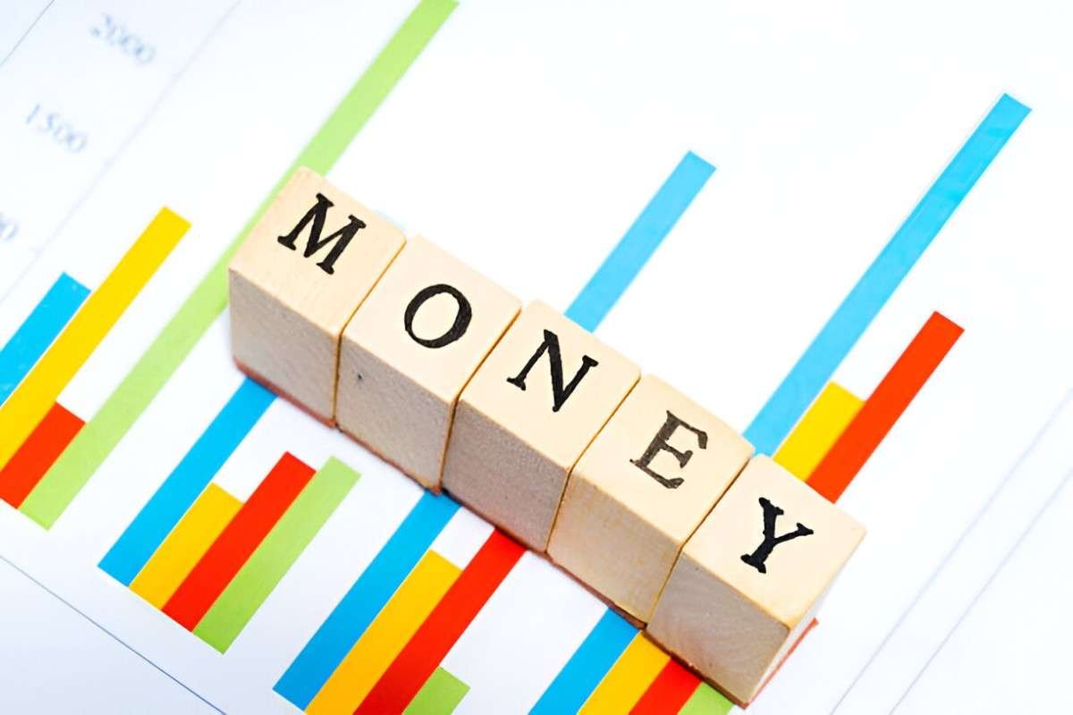 are money market mutual funds load funds