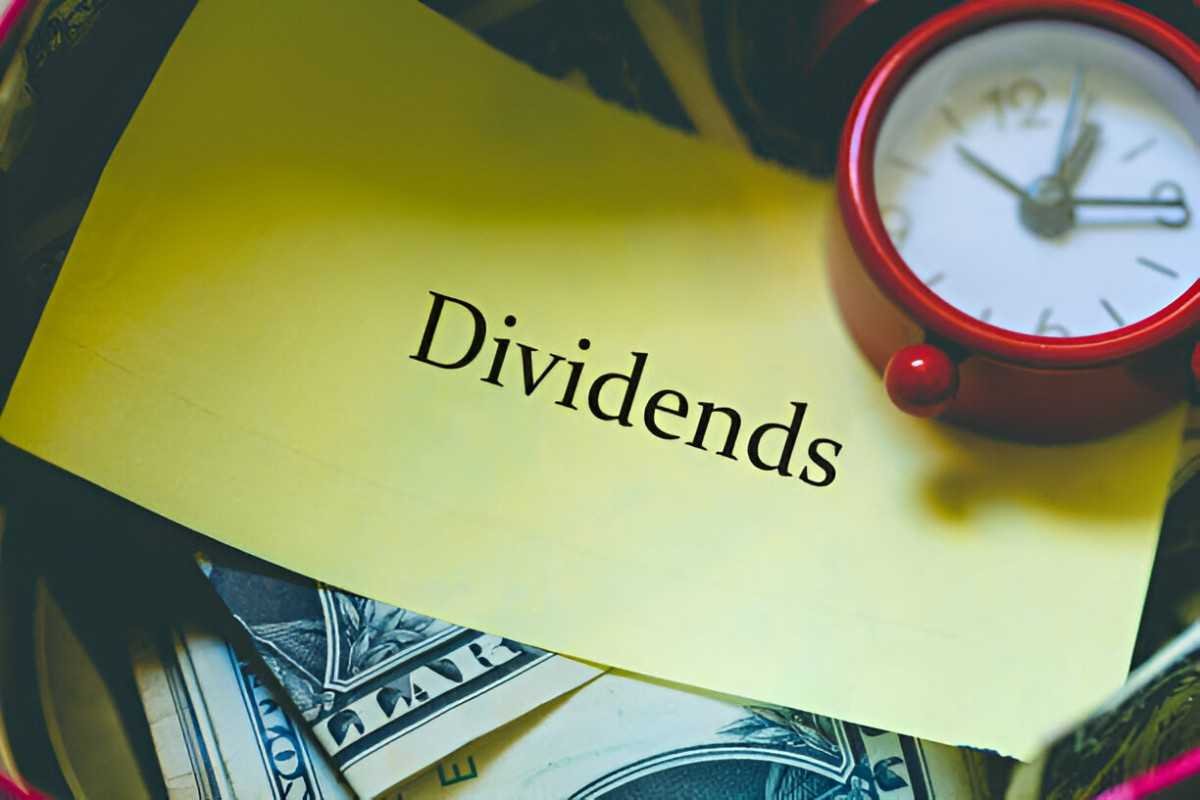 are mutual fund reinvested dividends taxable