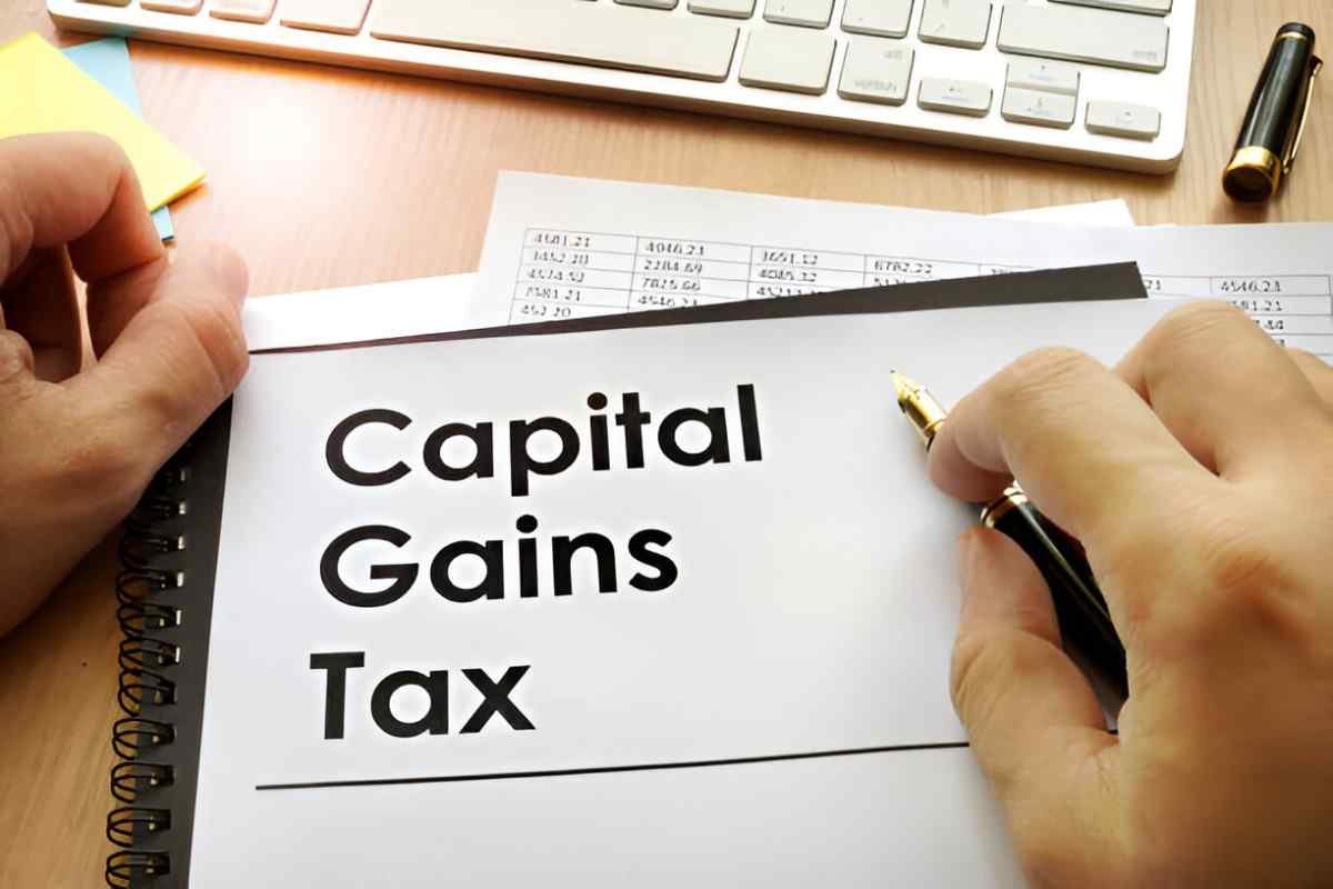are mutual funds capital gains taxed if they are reinvested