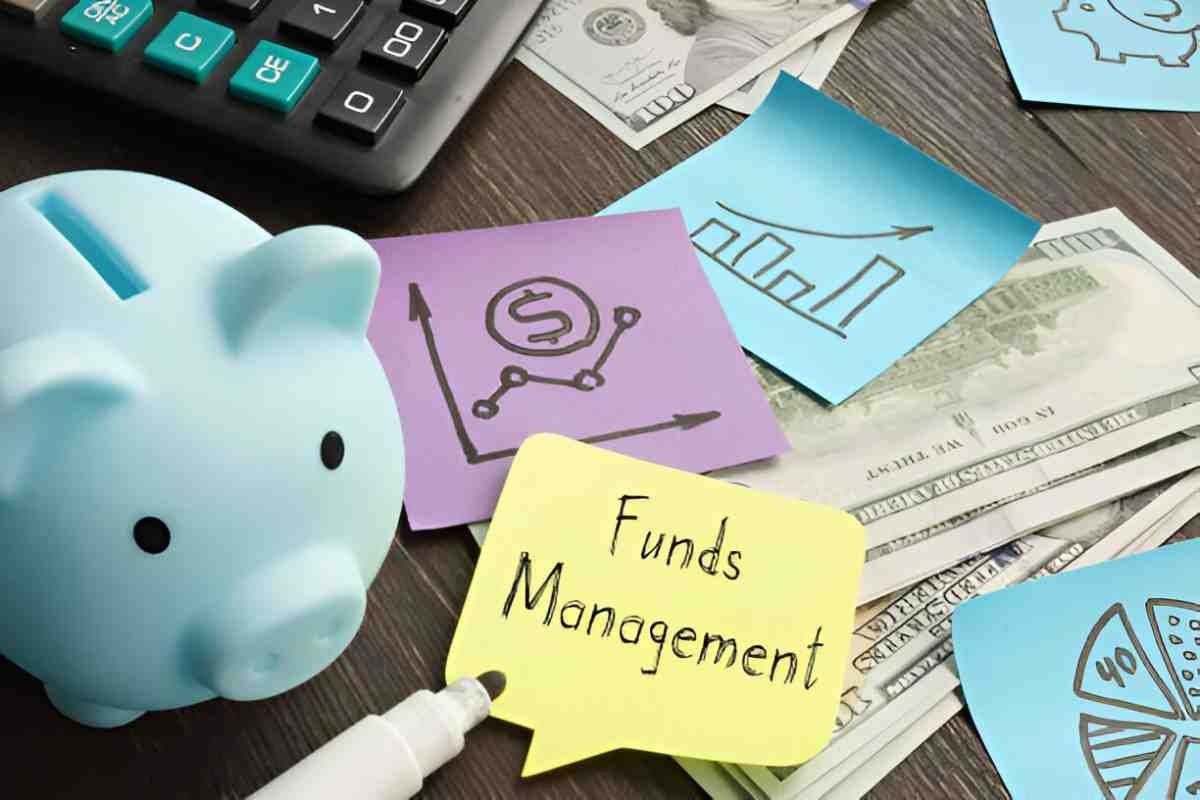 are mutual funds managed by outside advisors