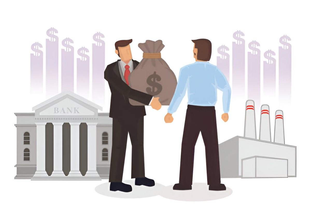 are there publicly traded mutual funds