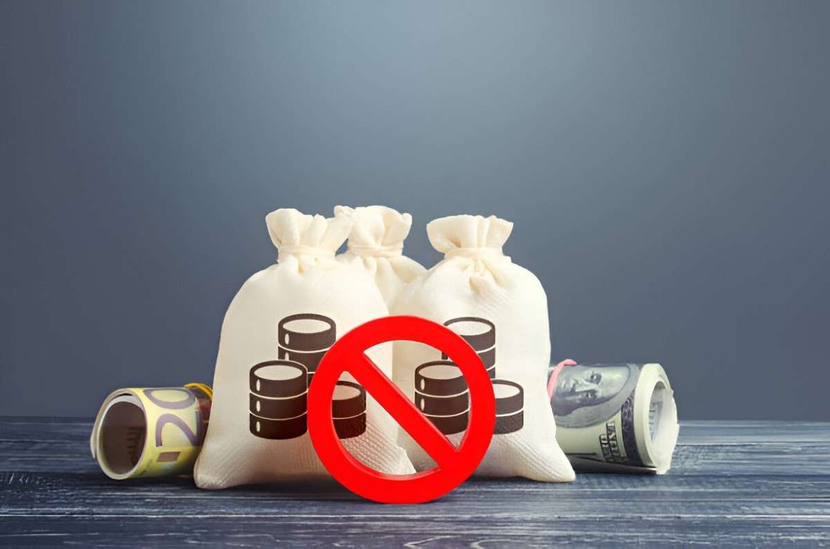 banned from trading mutual funds