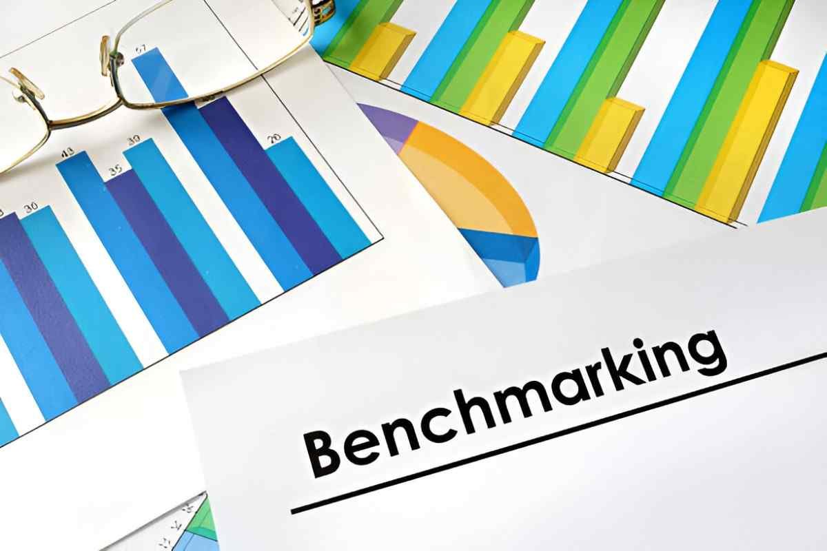 benchmark discrepancies and mutual fund performance evaluation